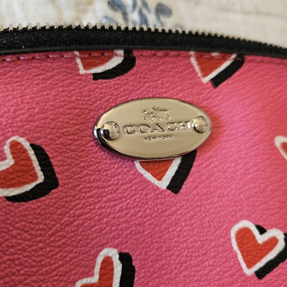 COACH Heart Pink Multicolor Coated Canvas Makeup Bag Cosmetic Case NWOT - Picture 5 of 10